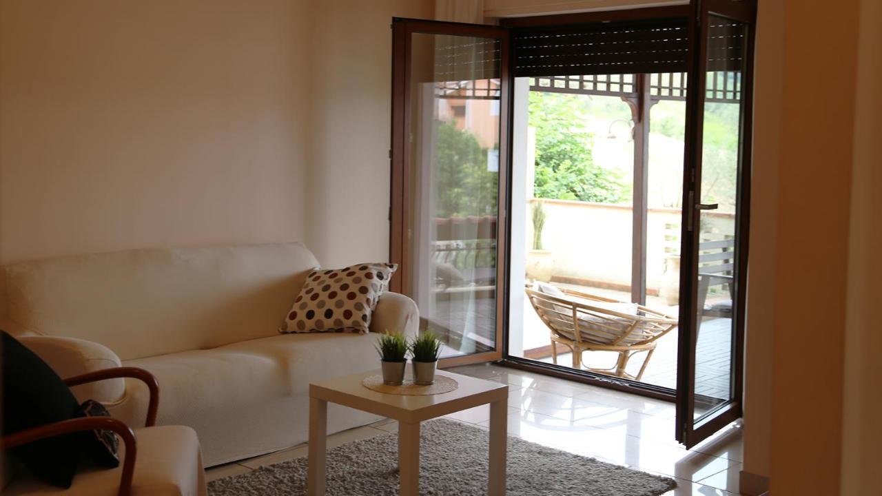 Apartament Soada Cappelle sul Tavo Zewnętrze zdjęcie