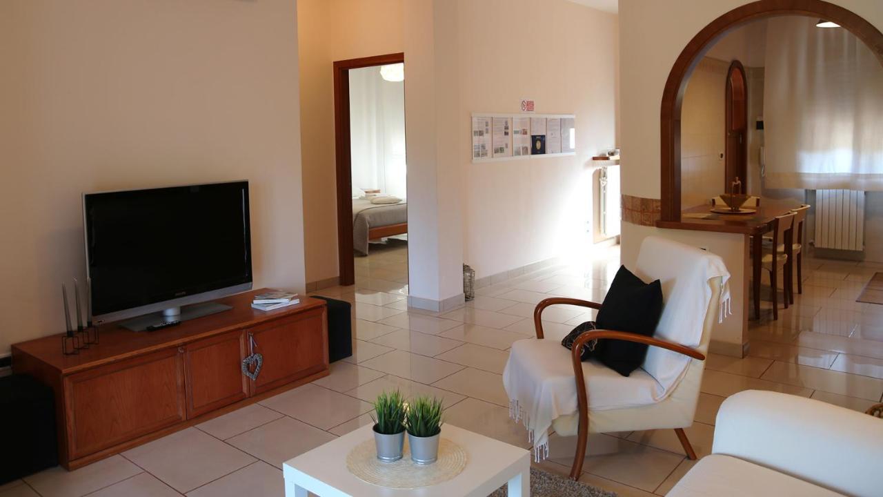 Apartament Soada Cappelle sul Tavo Zewnętrze zdjęcie